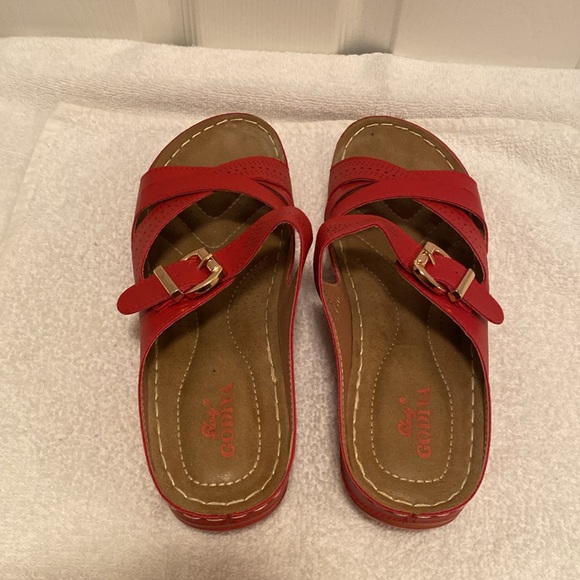 Lady Godiva Red Sandals…size 10 - Picture 3 of 8